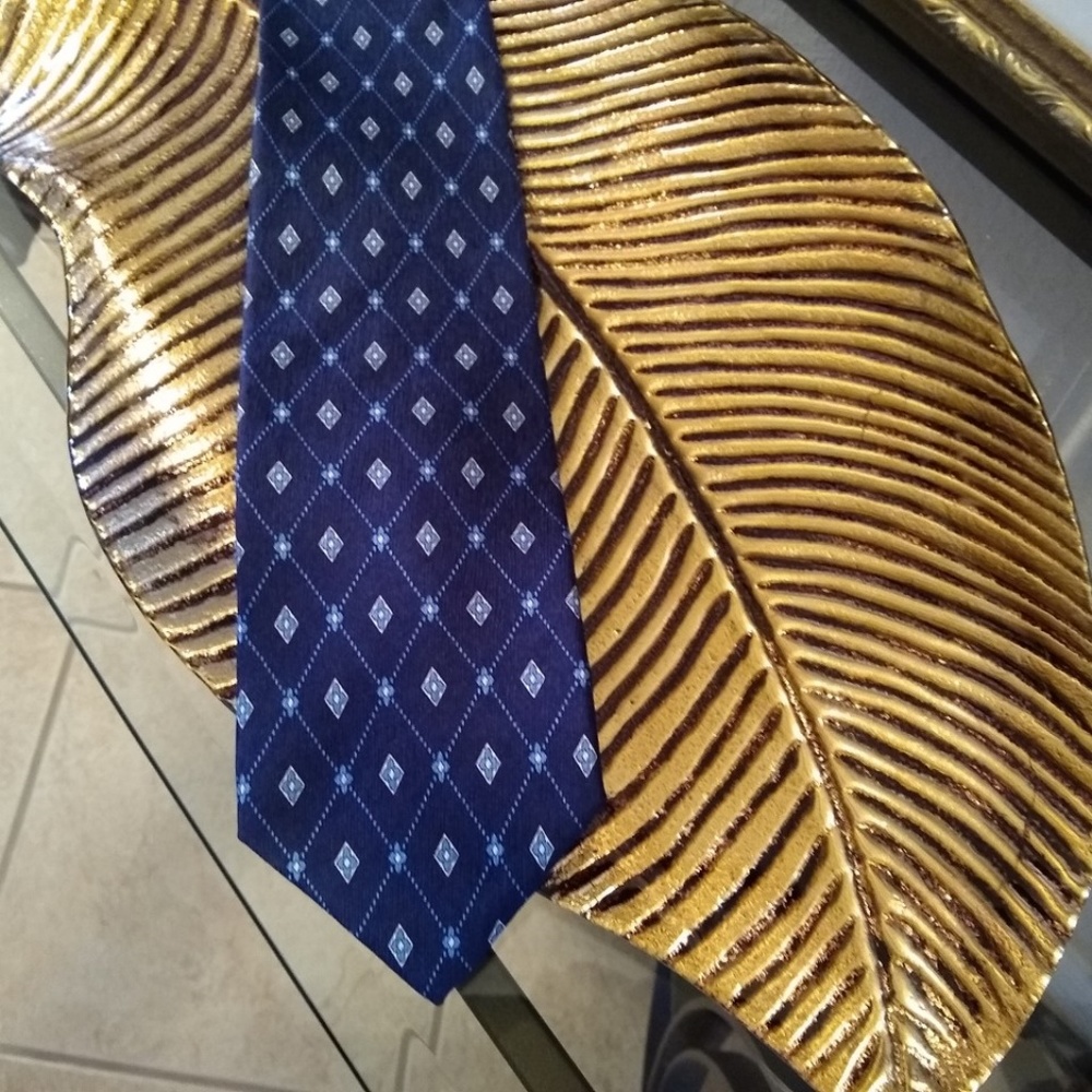 SILK VERSACE NECK TIE - BLUE WITH DIAMOND PATTERN